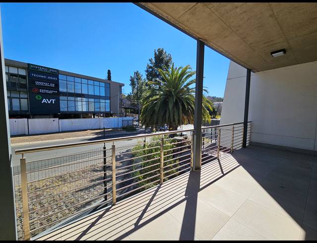 358M² OFFICE TO LET IN BRYANSTON